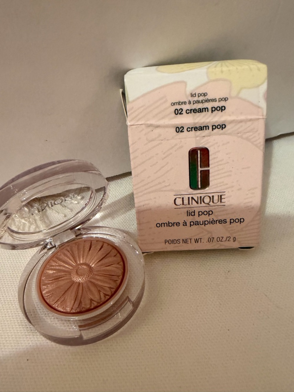clinique lid pop 02 cream pop Eyeshadow